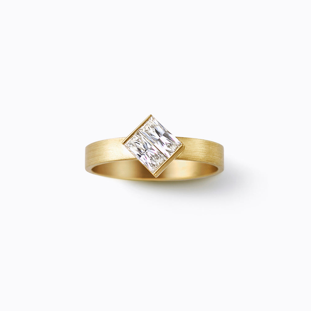 Assemble Ring 01, yellow gold, matte finish
