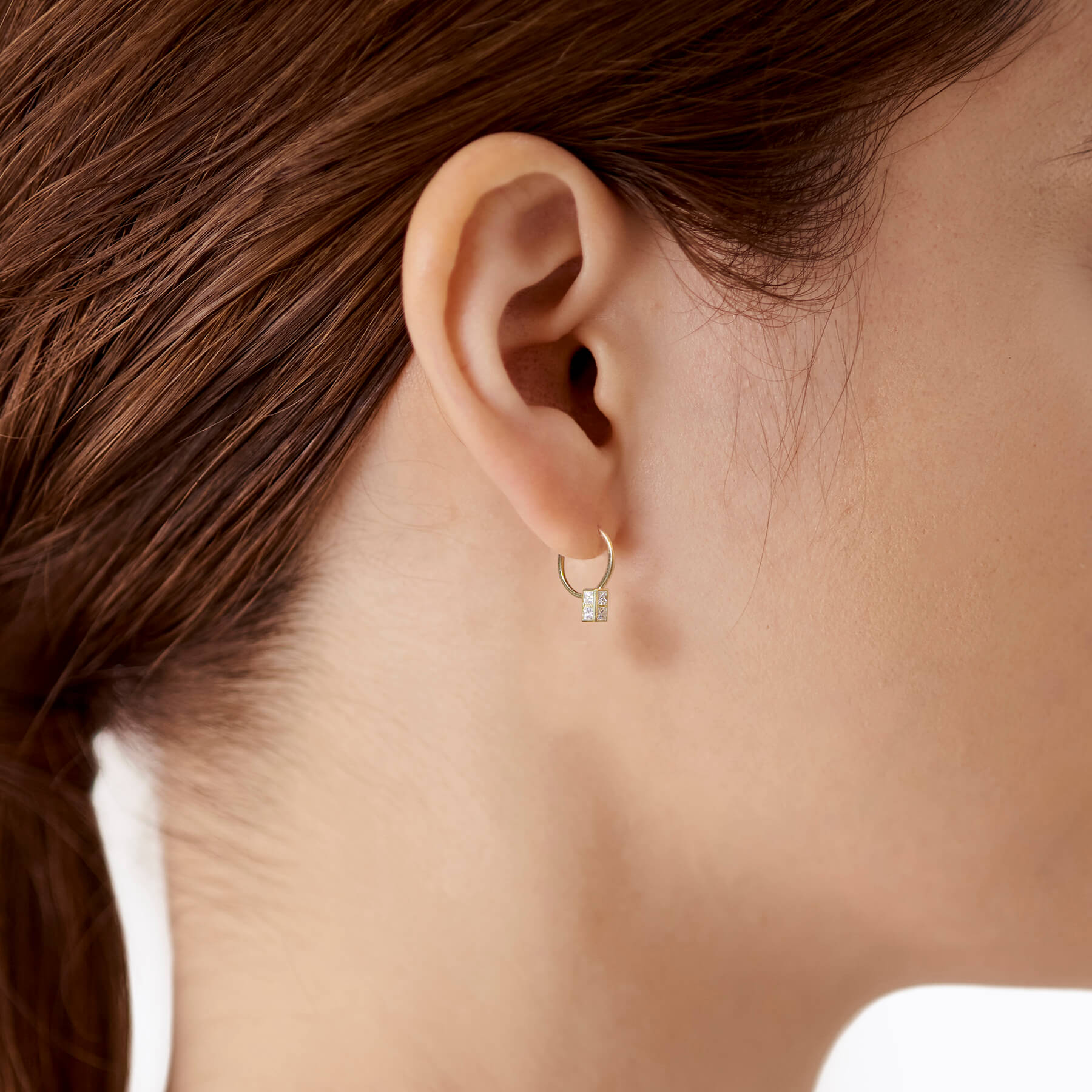 Boxed Diamond Earring 01 R