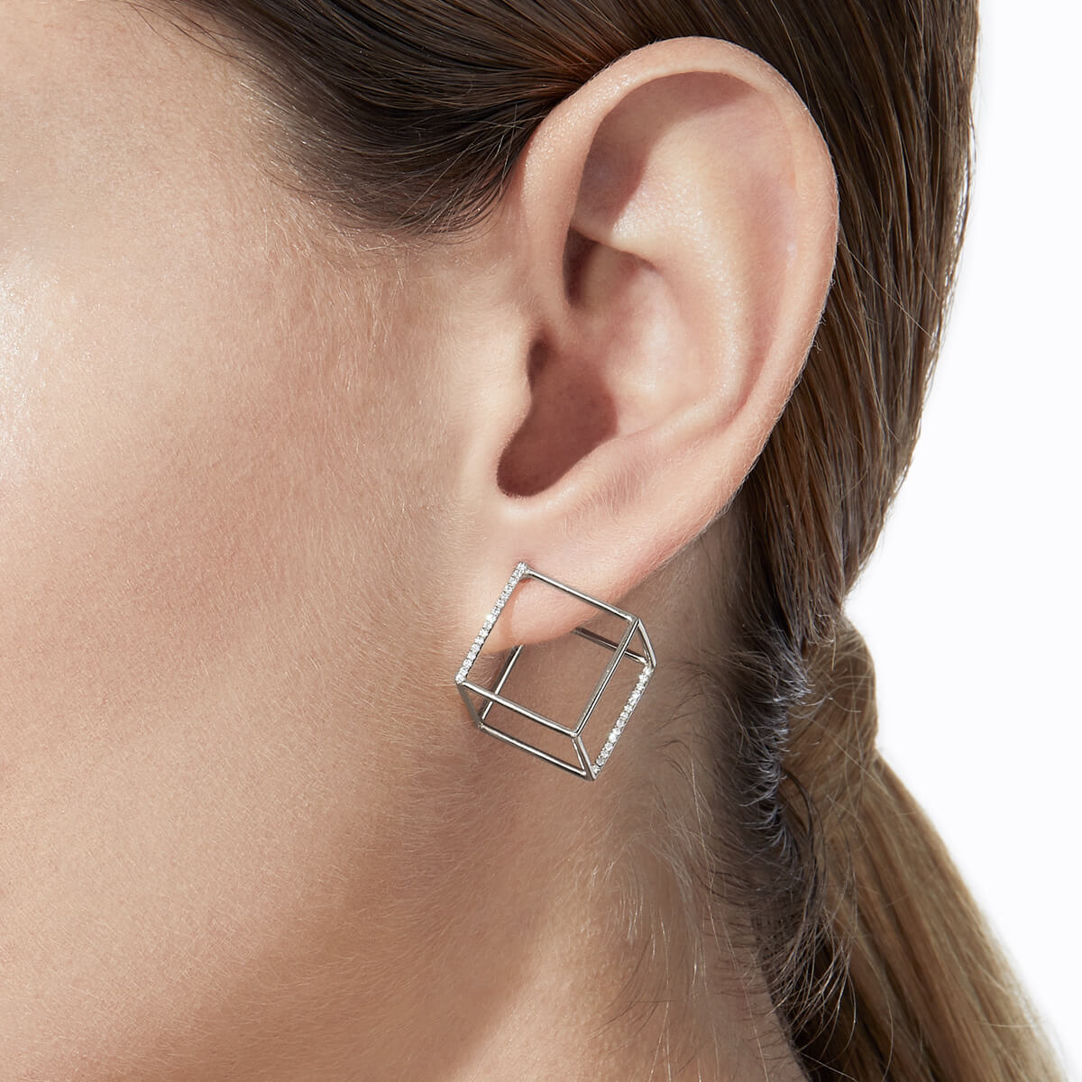 Diamond Square Pierce 15 (01)
