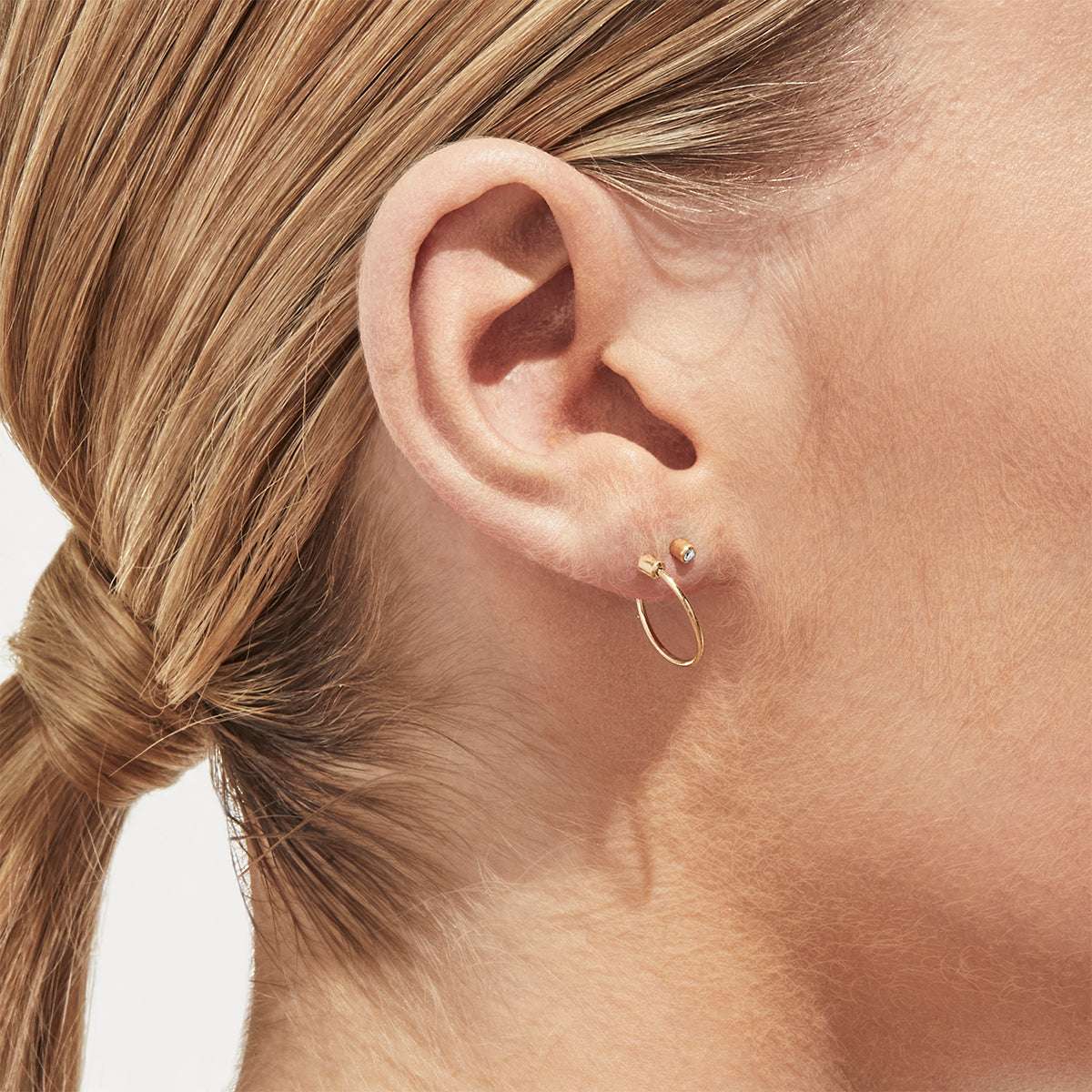 Diamond Twist Round Earring 01