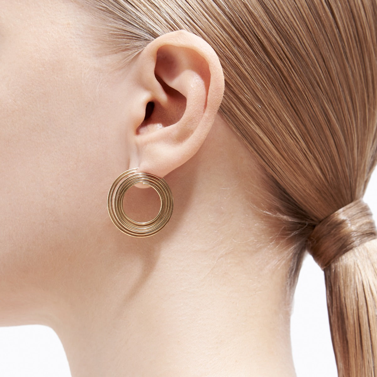 Flat Hoop Pierce 02