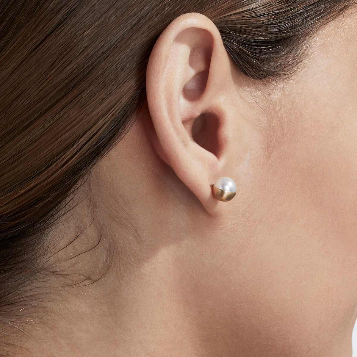 Half Pearl Earring 90°