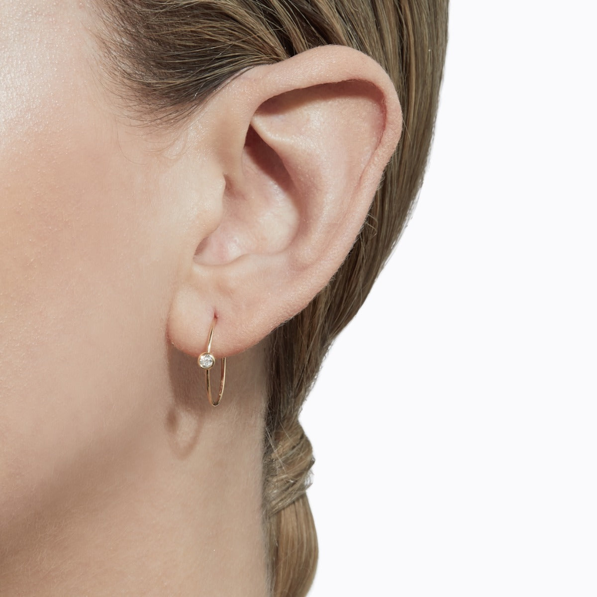 One-Stone Hoop Earring 02