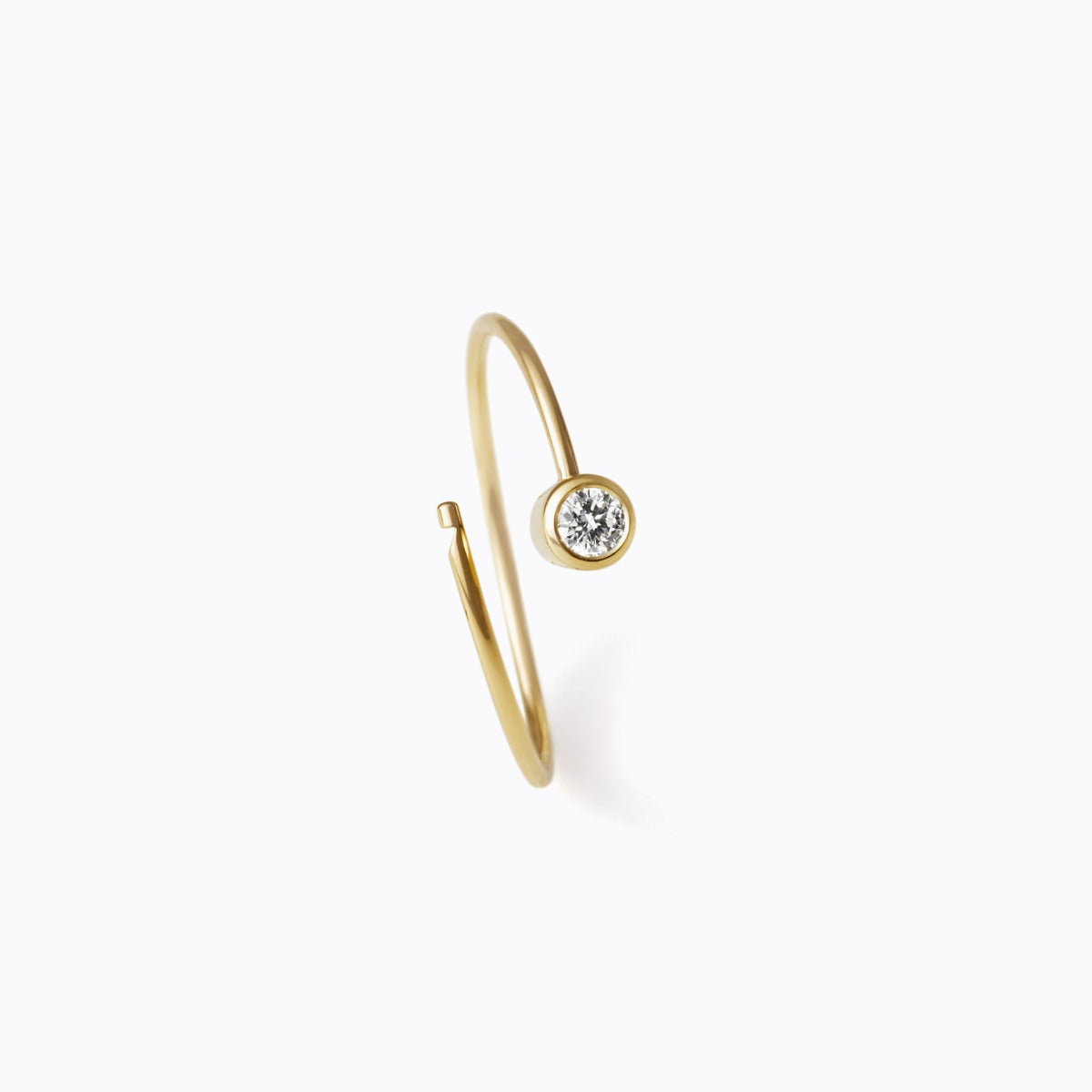 One-Stone Hoop Earring 02