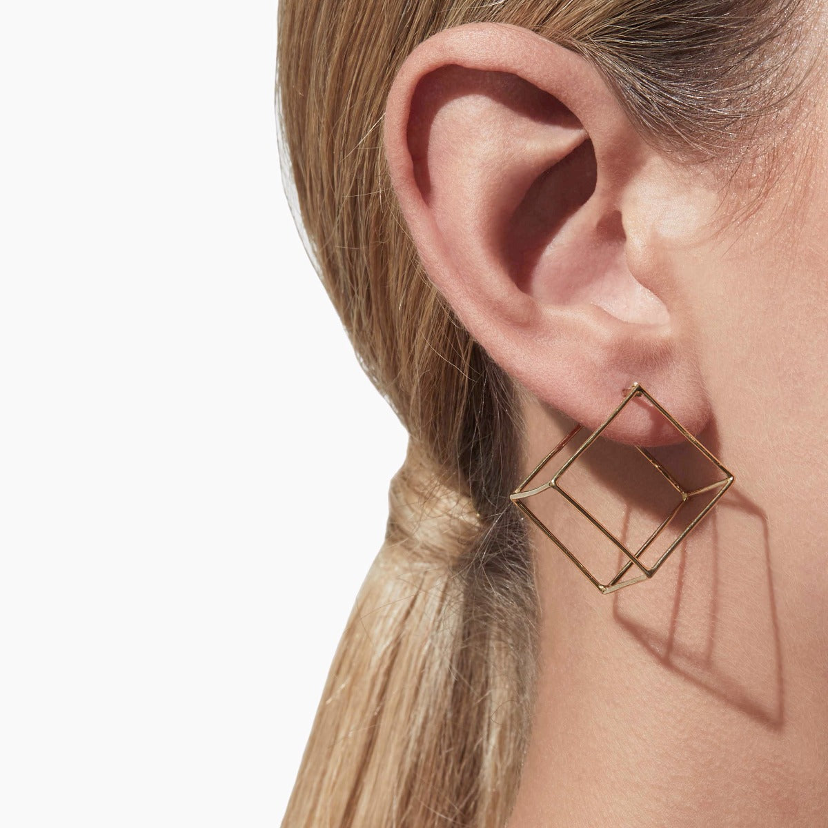Square Pierce 20