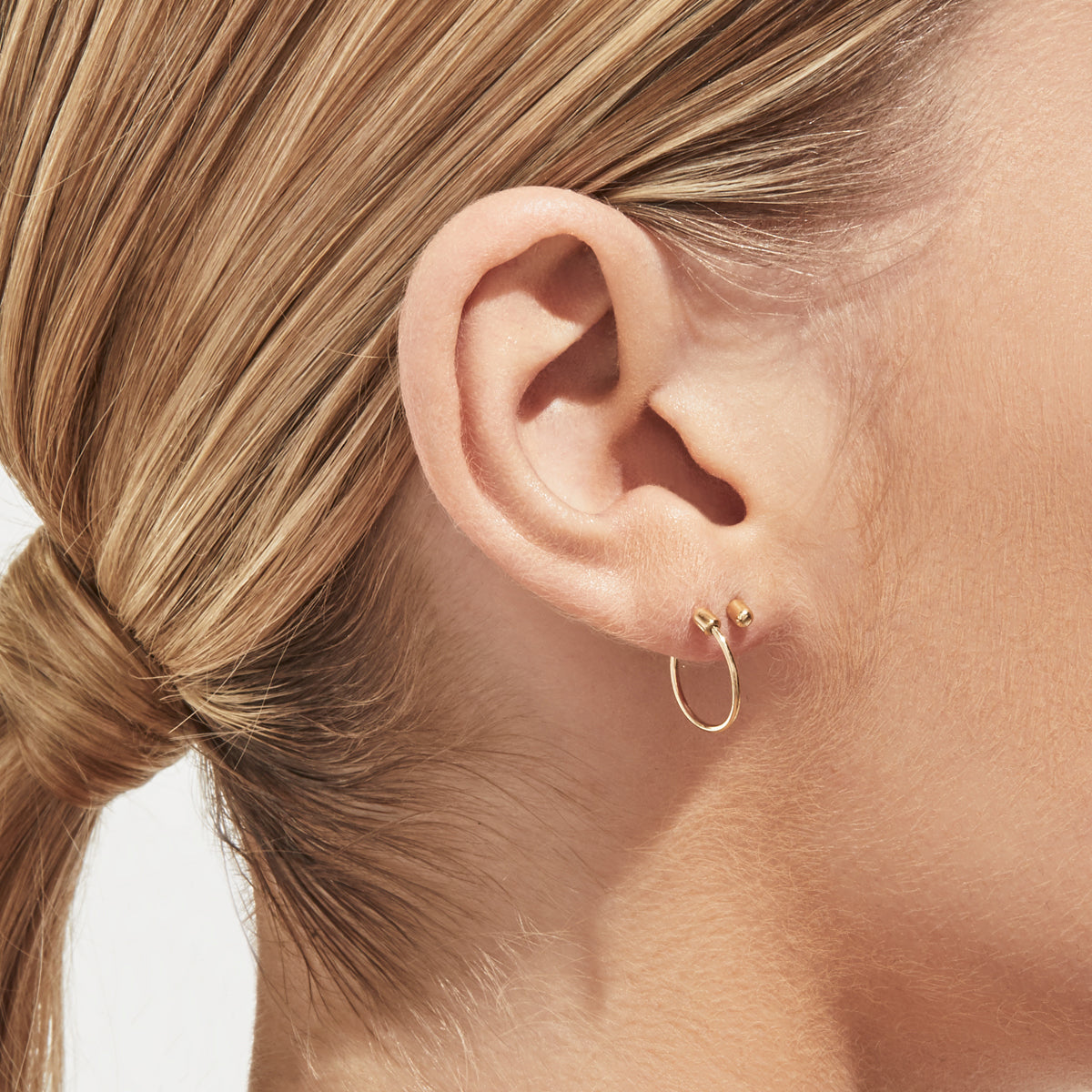Twist Round Pierce 01