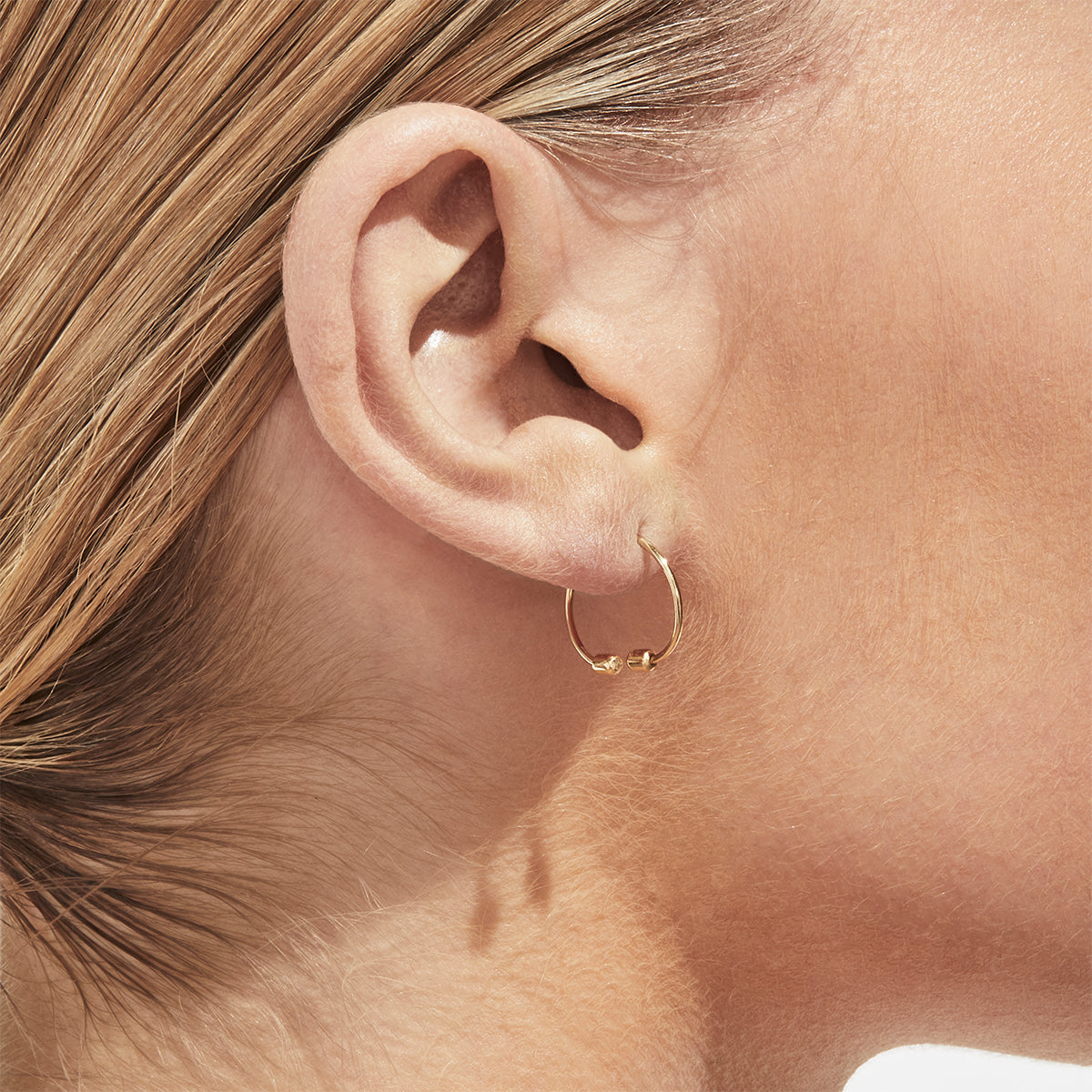 Twist Round Pierce 01