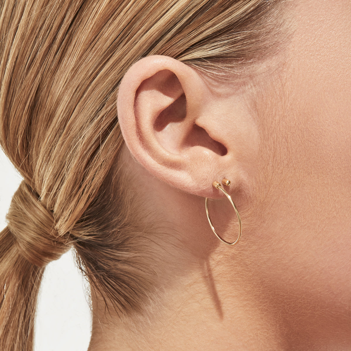 Twist Round Pierce 03
