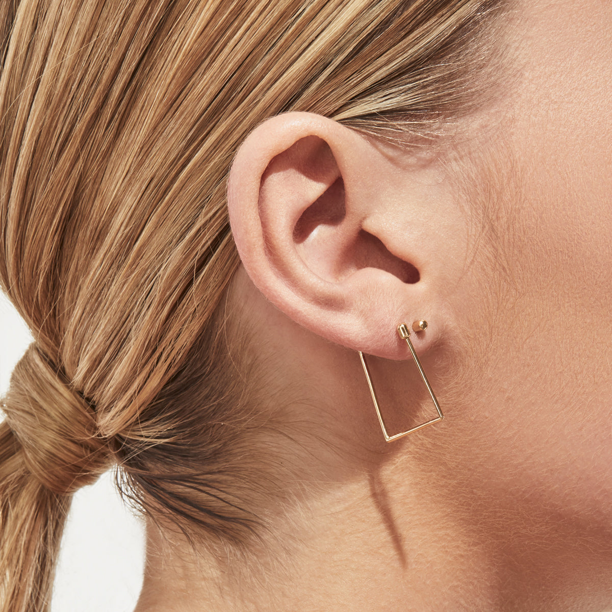 Twist Square Pierce 03